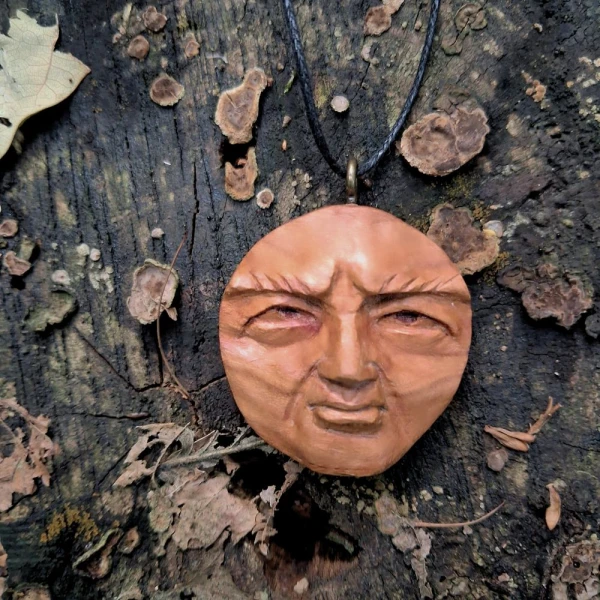Kapryśny Księżyc / Moody Moon